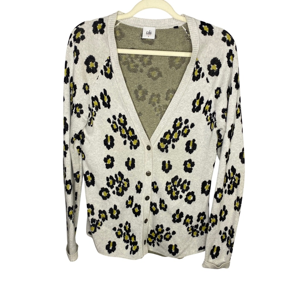 Cabi 5277 Kiki Women Animal Print V-Neck Button Front Cardigan Grey Yellow Small